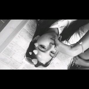 Meet your Posher, Liz